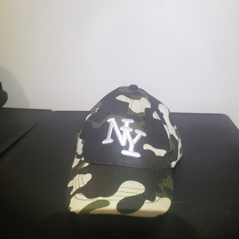 New York Yankees camo hat